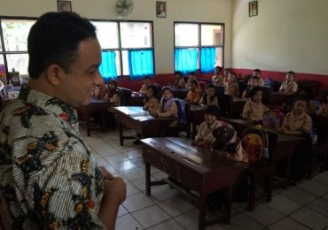 6.000 Sekolah Masih Gunakan Kurikulum 2013