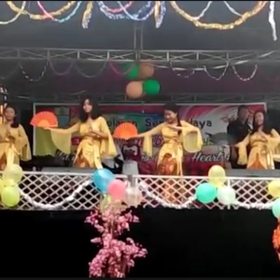 SMP NEGERI 15 CIREBON KEMBANGKAN SENI BUDAYA