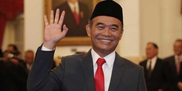 Ayok kenali Mendikbud kita