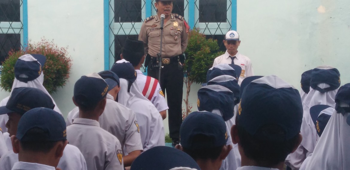 Menangkal Hoak