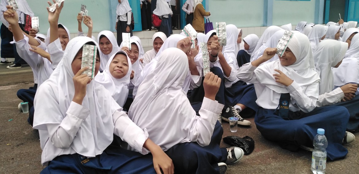 Minum Vitamin penambah darah