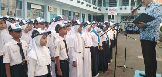LDKS (Latihan Dasar Kepemimpinan Siswa)